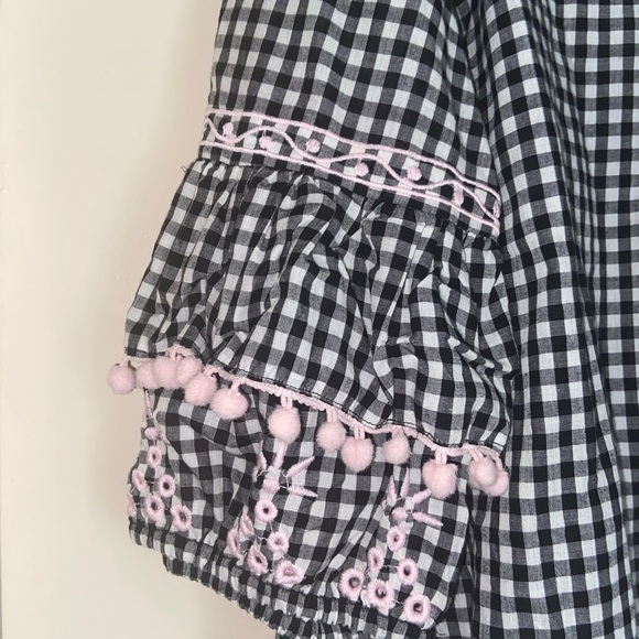 NWT Hannah 2X Black & White Checker Blouse w/ Pink Crochet Layered Bell Sleeves - Picture 4 of 5